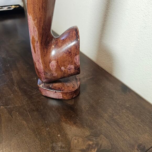 African Wooden Carving Man Playing the Saxophone - Picture 5 of 5